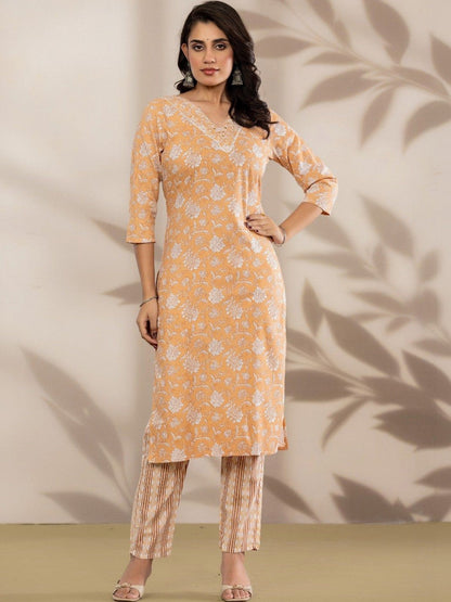 Women Floral Printed Regular Pure Cotton Kurta with Trousers & With Dupatta