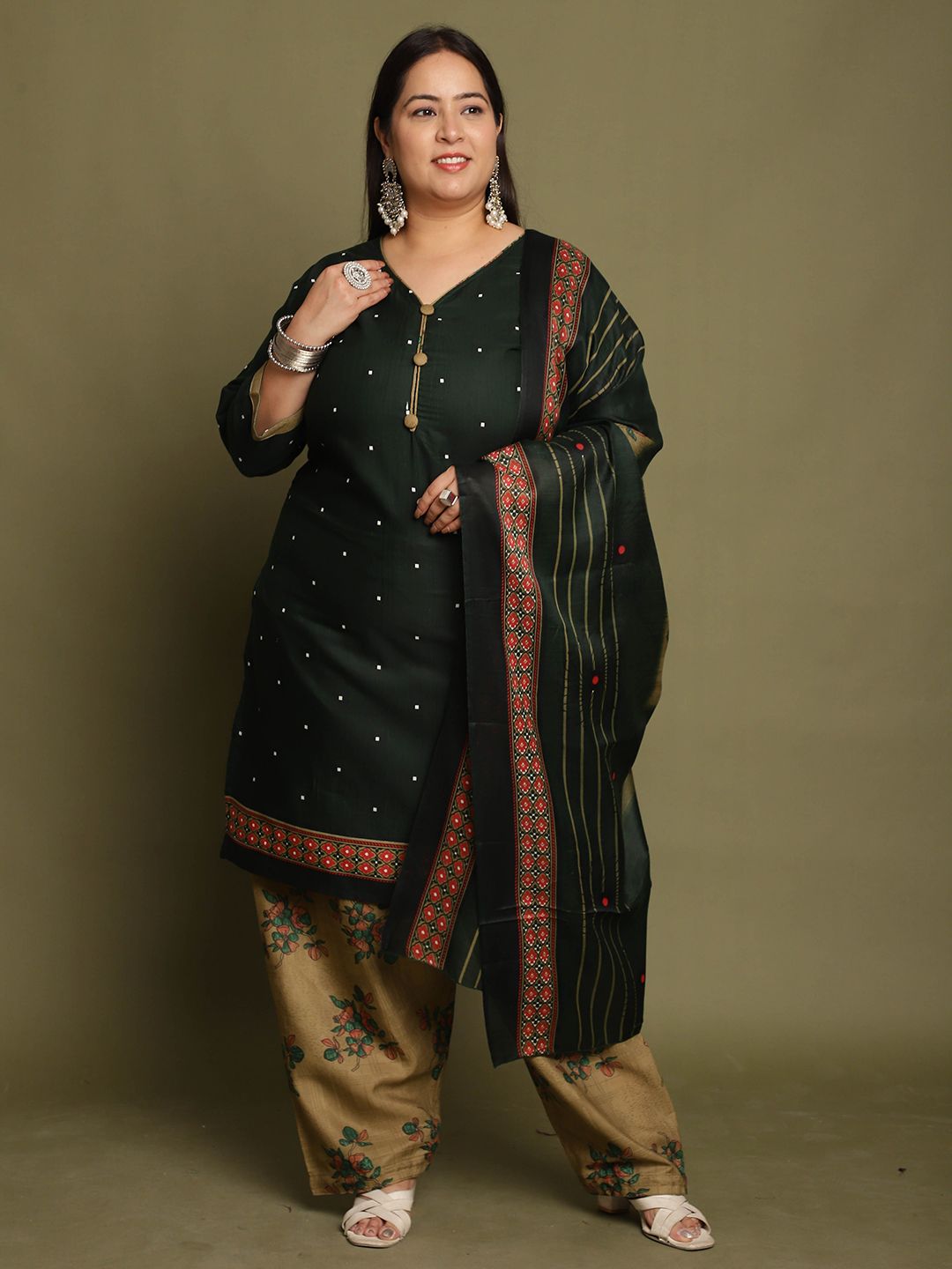 Dhiyona KL Floral Printed V-Neck Straight Kurta With Salwar & Dupatta