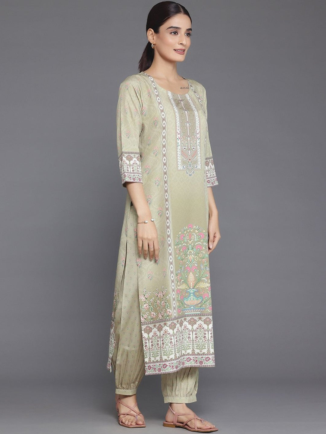 Women Ethnic Motifs Printed Regular Kurta with Pyjamas & With Dupatta