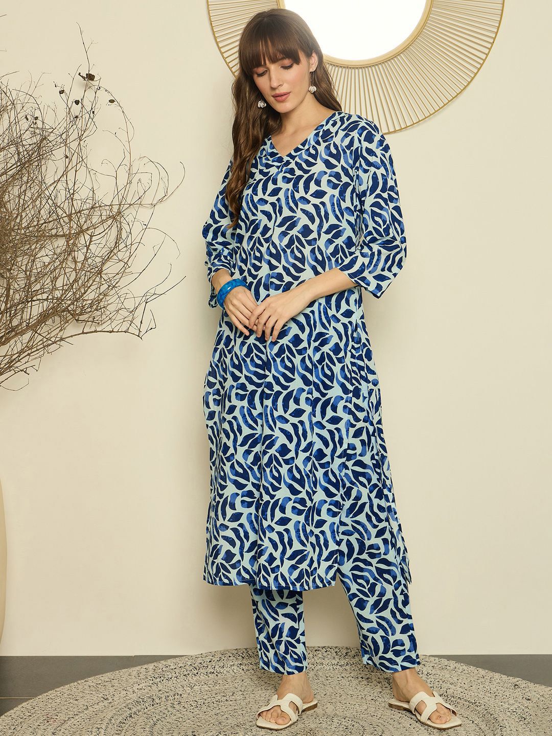 Dhiyona IE Women Printed V-Neck Cotton Top and Trousers Co-Ords