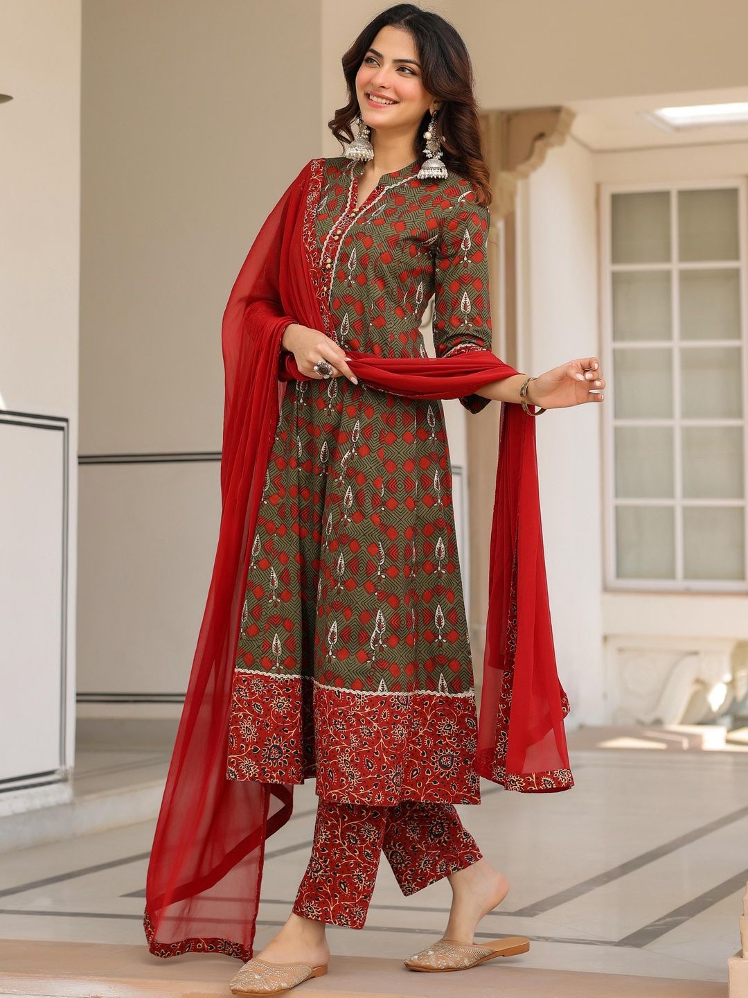 Dhiyona RR Women's Ethnic Motifs Printed Regular Pure Cotton Kurta with Trousers & With Dupatta