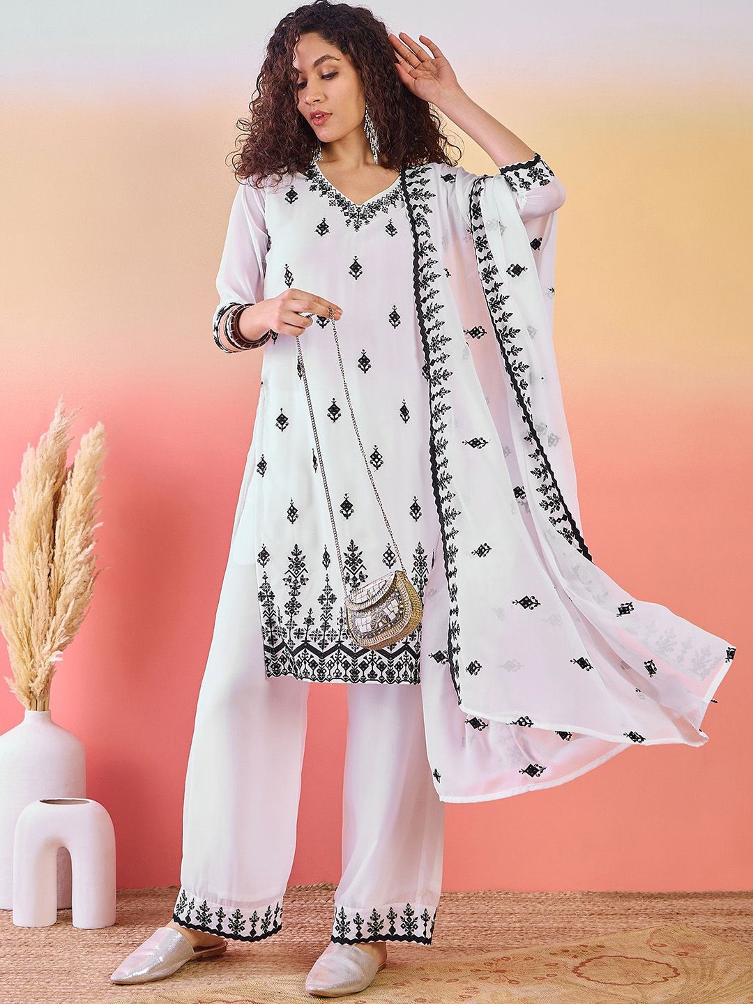 Dhiyona SN Embroidered Kurta With Palazzo With Dupatta