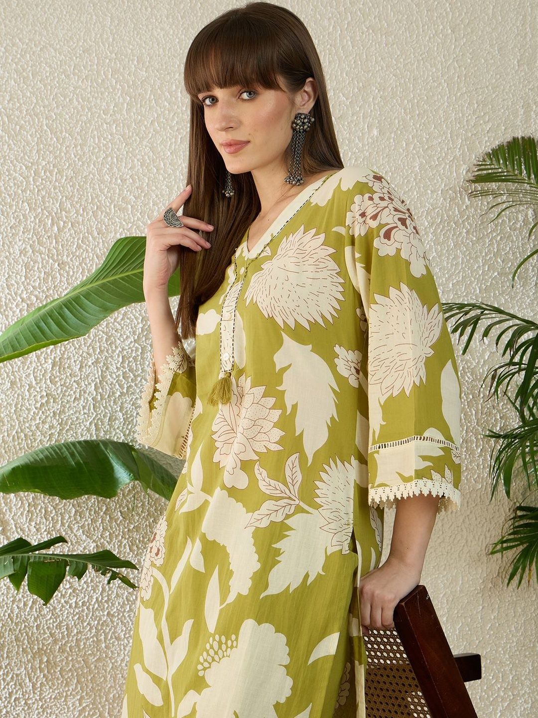Dhiyona IE Printed V-Neck Three-Quarter Sleeves Pure Cotton Tunic And Trousers
