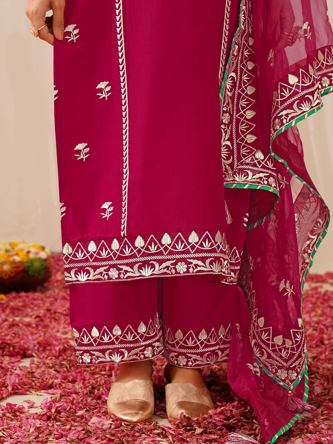 Dhiyona KL Floral Embroidered Straight Kurta with Palazzos & Dupatta