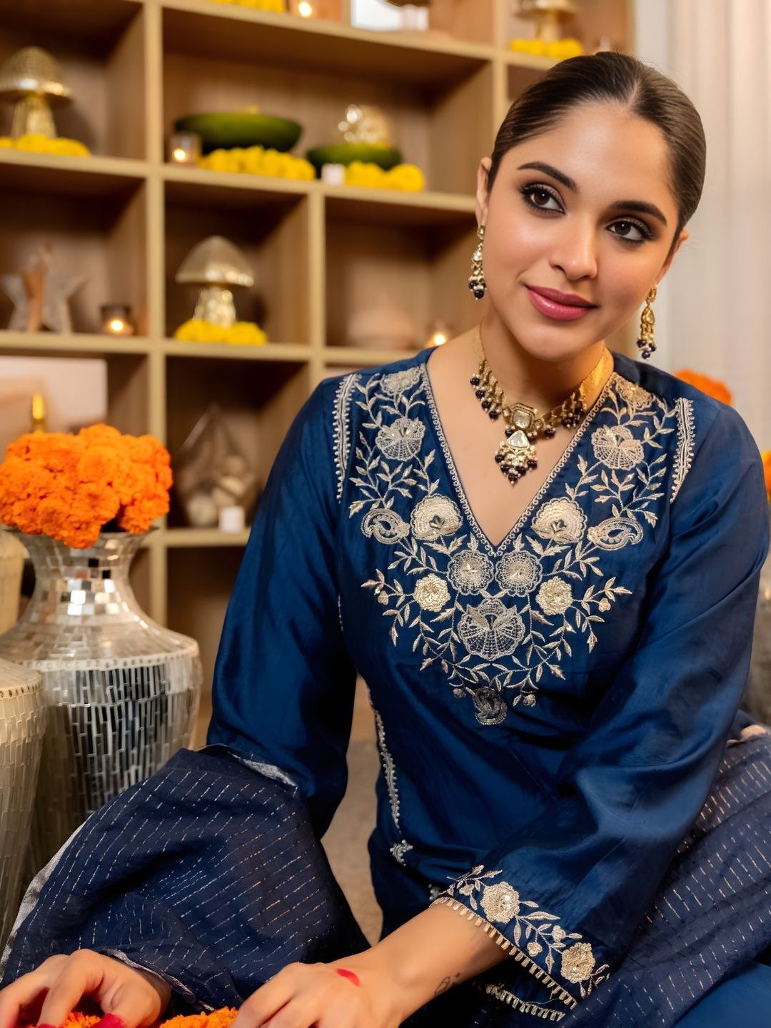 Dhiyona KL Women Ethnic Motifs Embroidered Regular Thread Work Kurta with Palazzos & With Dupatta