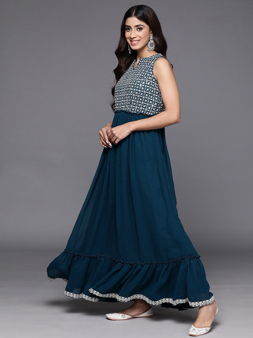 Women Ethnic Motifs Embroidered Empire Thread Work Kurta with Trousers & With Dupatta