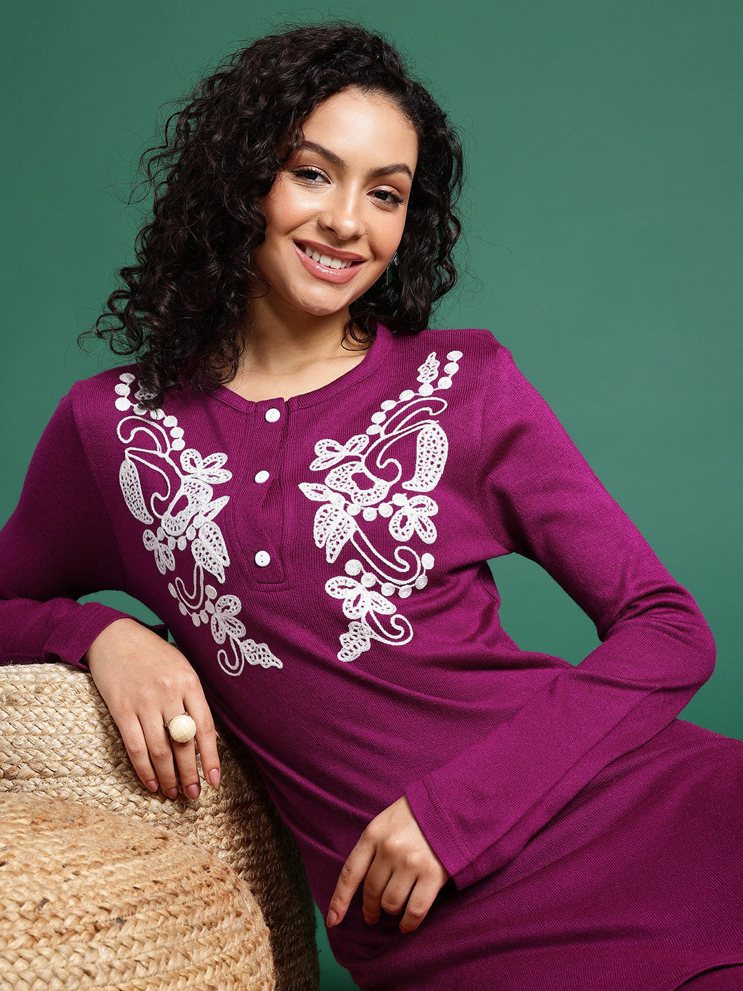 Paisley Embroidered Thread Work Kurta with Trouser