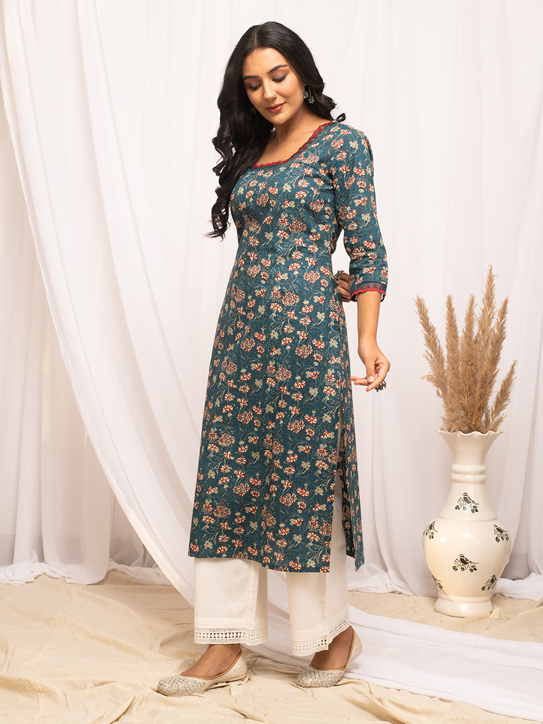 Dhiyona FL Women's Turquise Floral Printed Cotton Straight Kurta