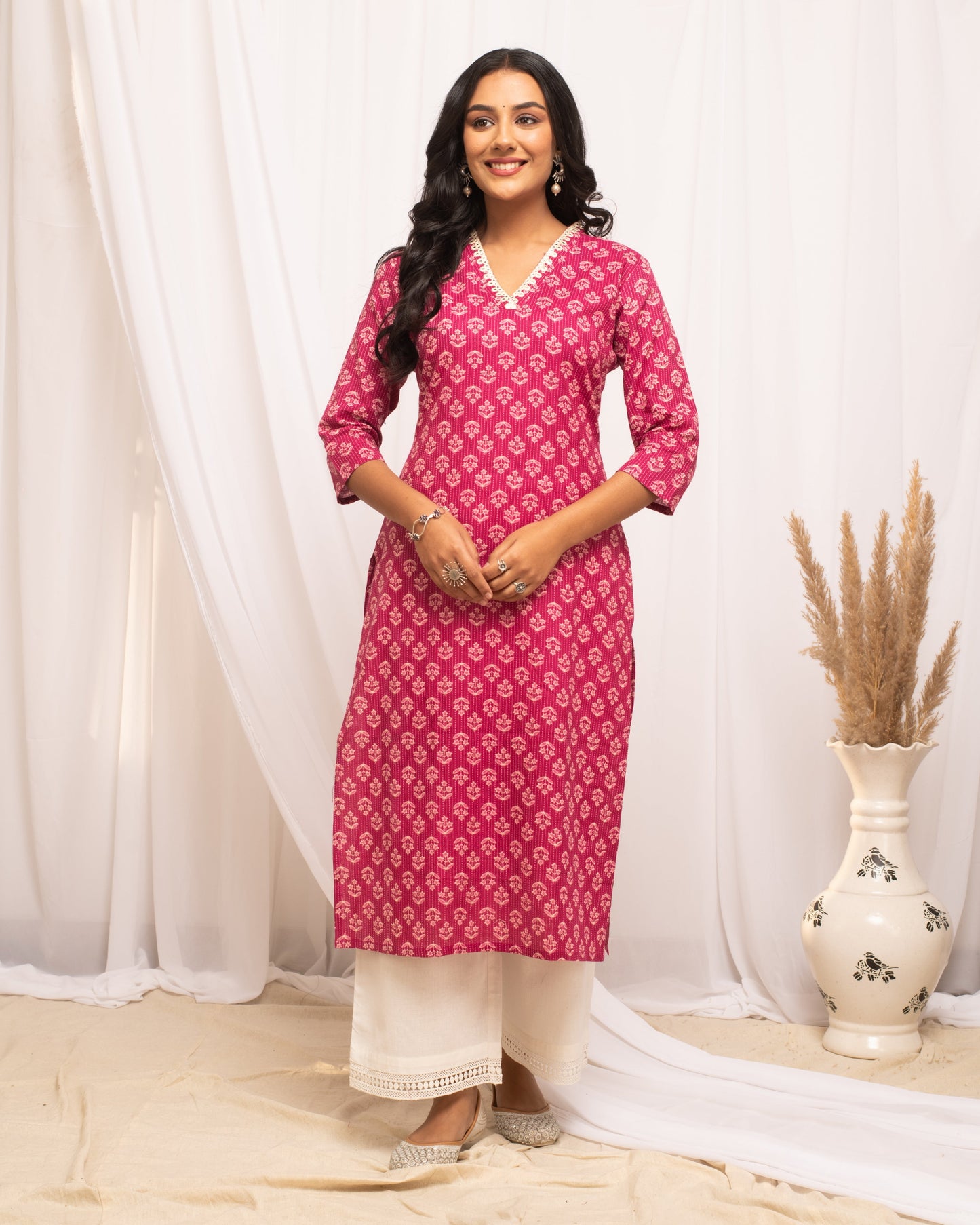 Women's Floral Printed Pink Cotton Straight Kurta