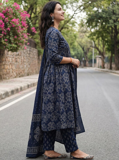 Women Ethnic Motifs Printed Regular Beads and Stones Pure Cotton Kurta with Trousers & With Dupatta