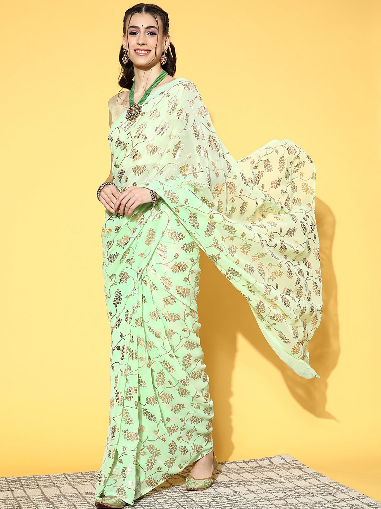 Women's Georgette Light Green Woven Design Celebrity Saree With Blouse Piece