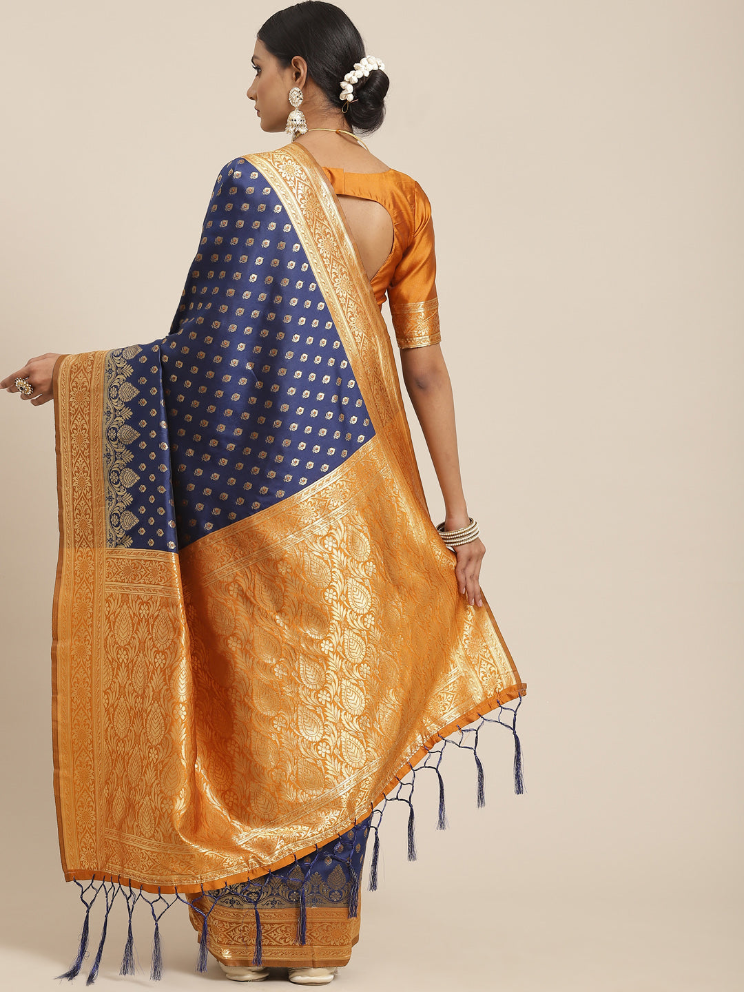 Women's Silk Blend Blue Woven Design Woven saree With Blouse Piece