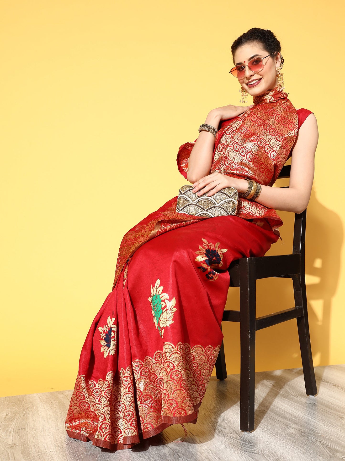 Women's Silk Blend Red Woven Design Celebrity Saree With Blouse Piece