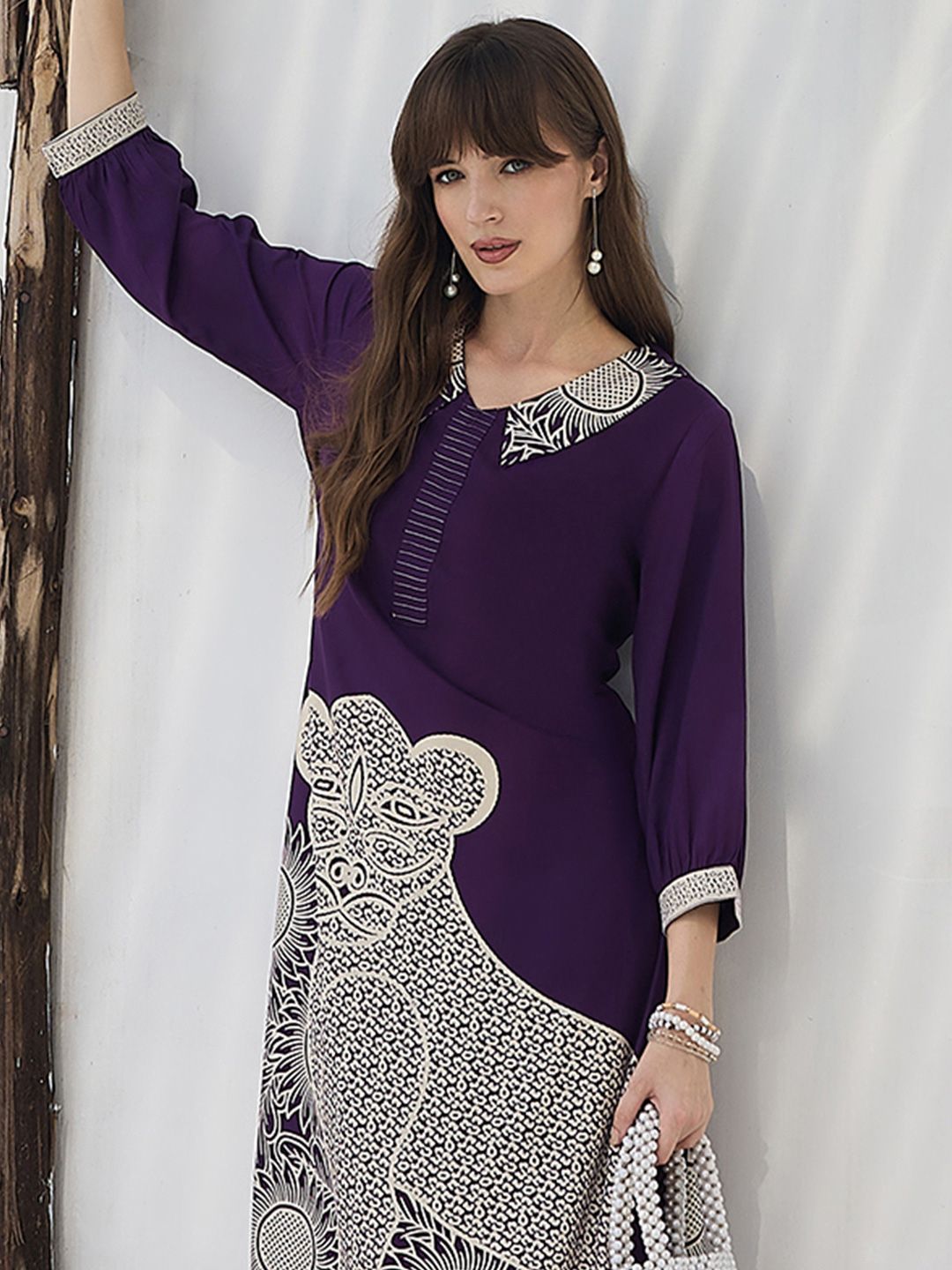 Dhiyona IE Geometric Printed V-Neck A-Line Kurta & Palazzos