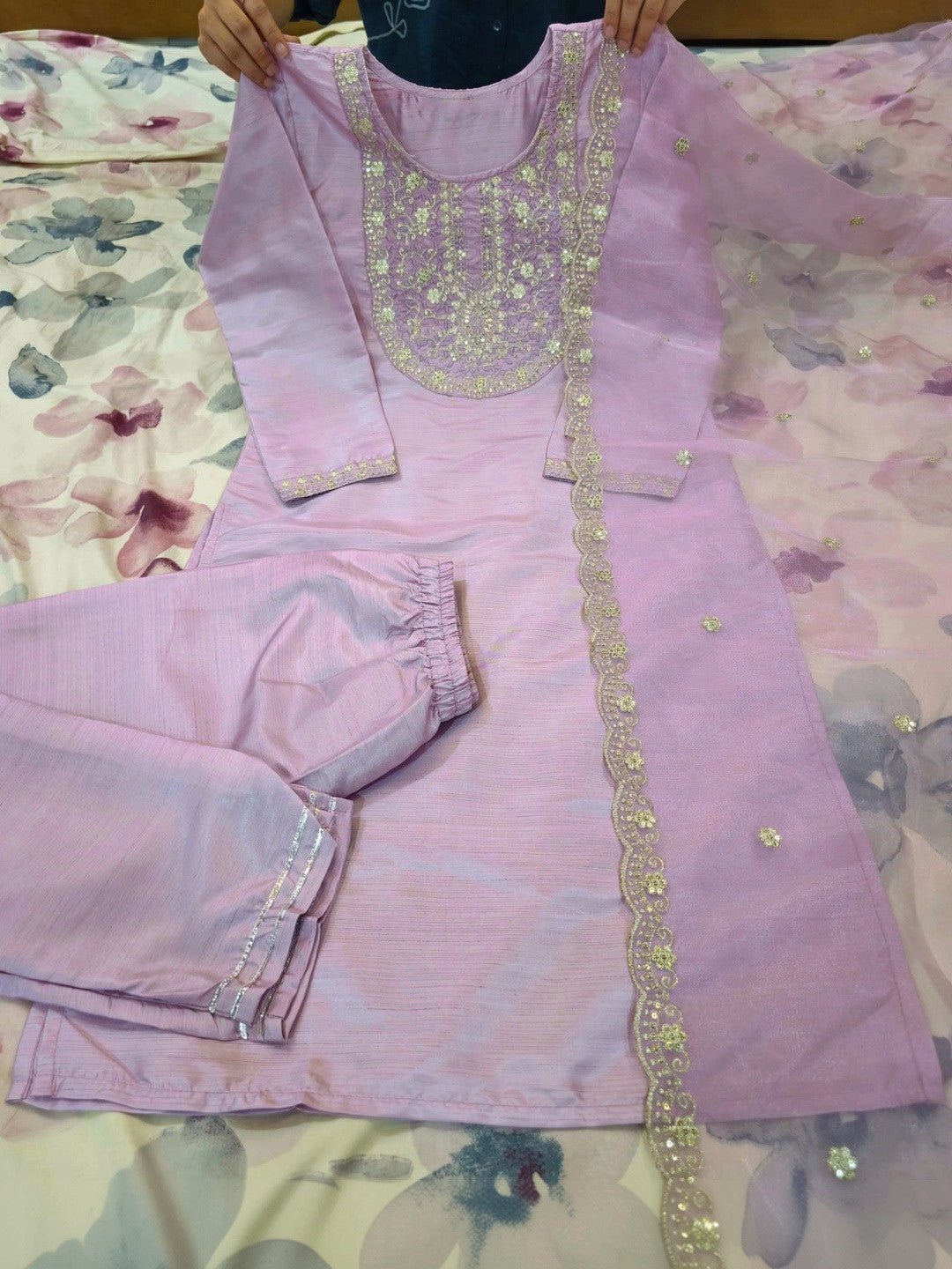 Women Ethnic Motifs Embroidered Regular Kurta with Trousers & With Dupatta