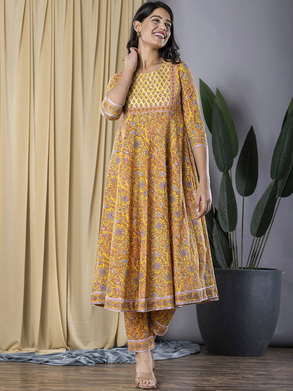 Dhiyona KL Floral Printed Pure Cotton Anarkali Kurta with Trousers & Dupatta