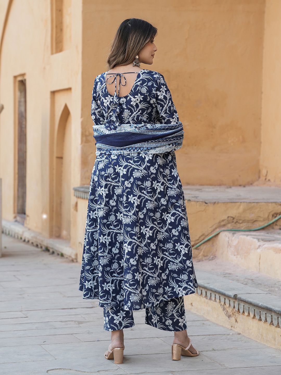 Dhiyona KL Floral Printed Pure Cotton Anarkali Kurta with Trousers & Dupatta