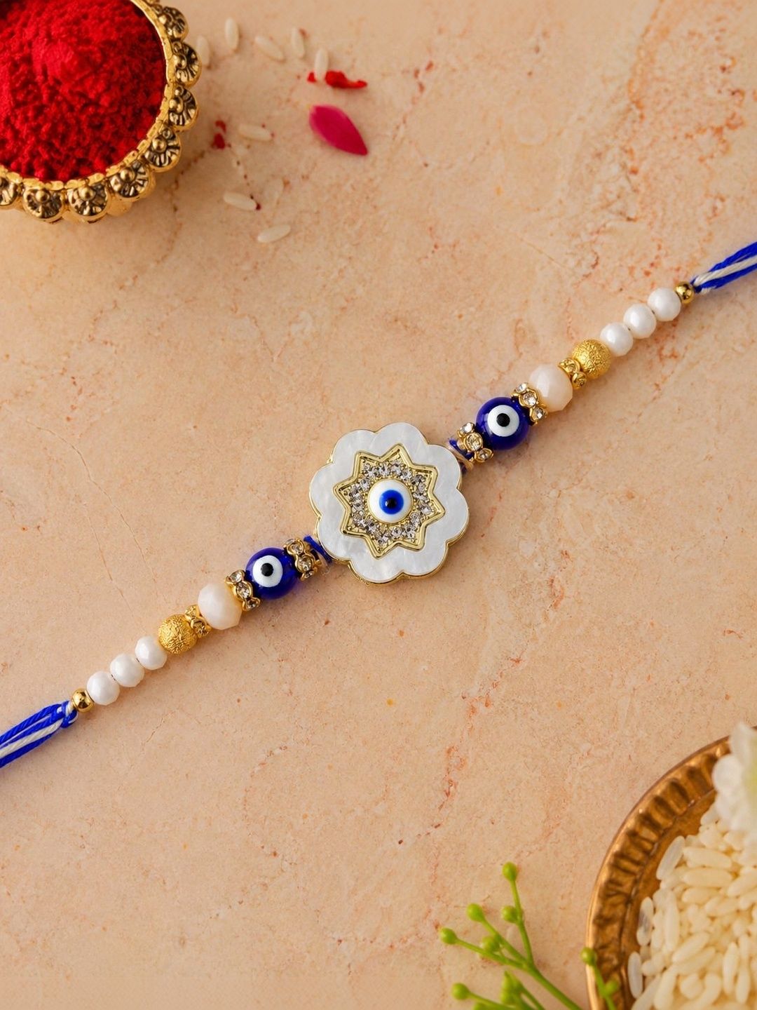 Dhiyona Rakhi
