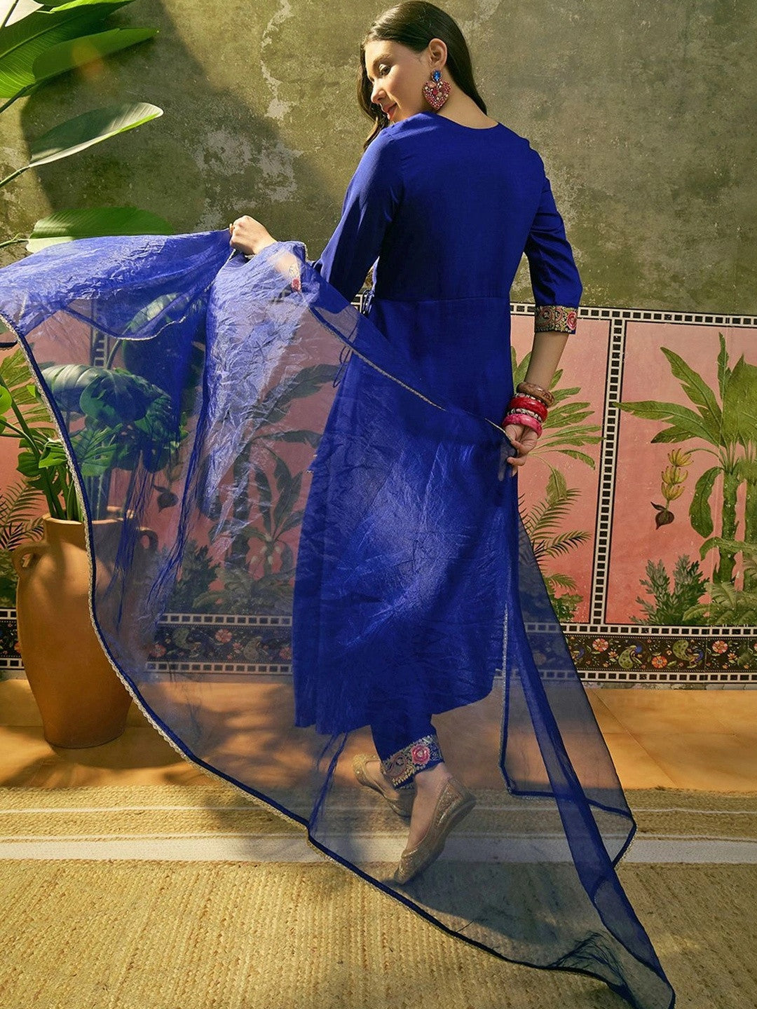 Women Ethnic Motifs Embroidered Angrakha Thread Work Kurta with Trousers & With Dupatta