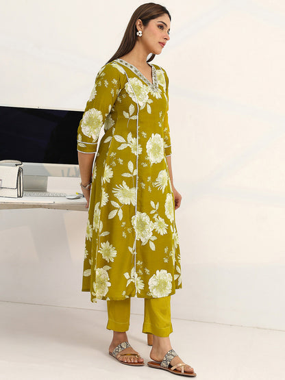 Women Floral Printed Regular Kurta with Trousers & With Dupatta