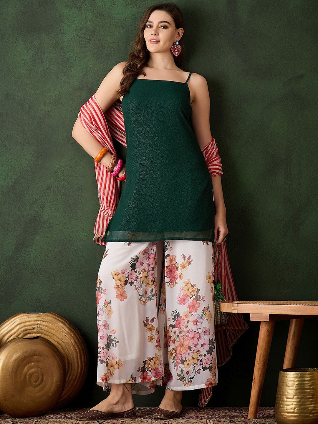 Dhiyona SN Floral Printed Kurta With Palazzos Dupatta
