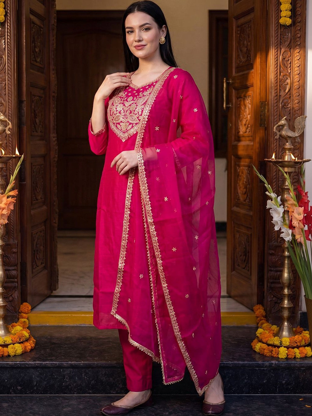 Women Ethnic Motifs Embroidered Regular Thread Work Kurta with Trousers & With Dupatta