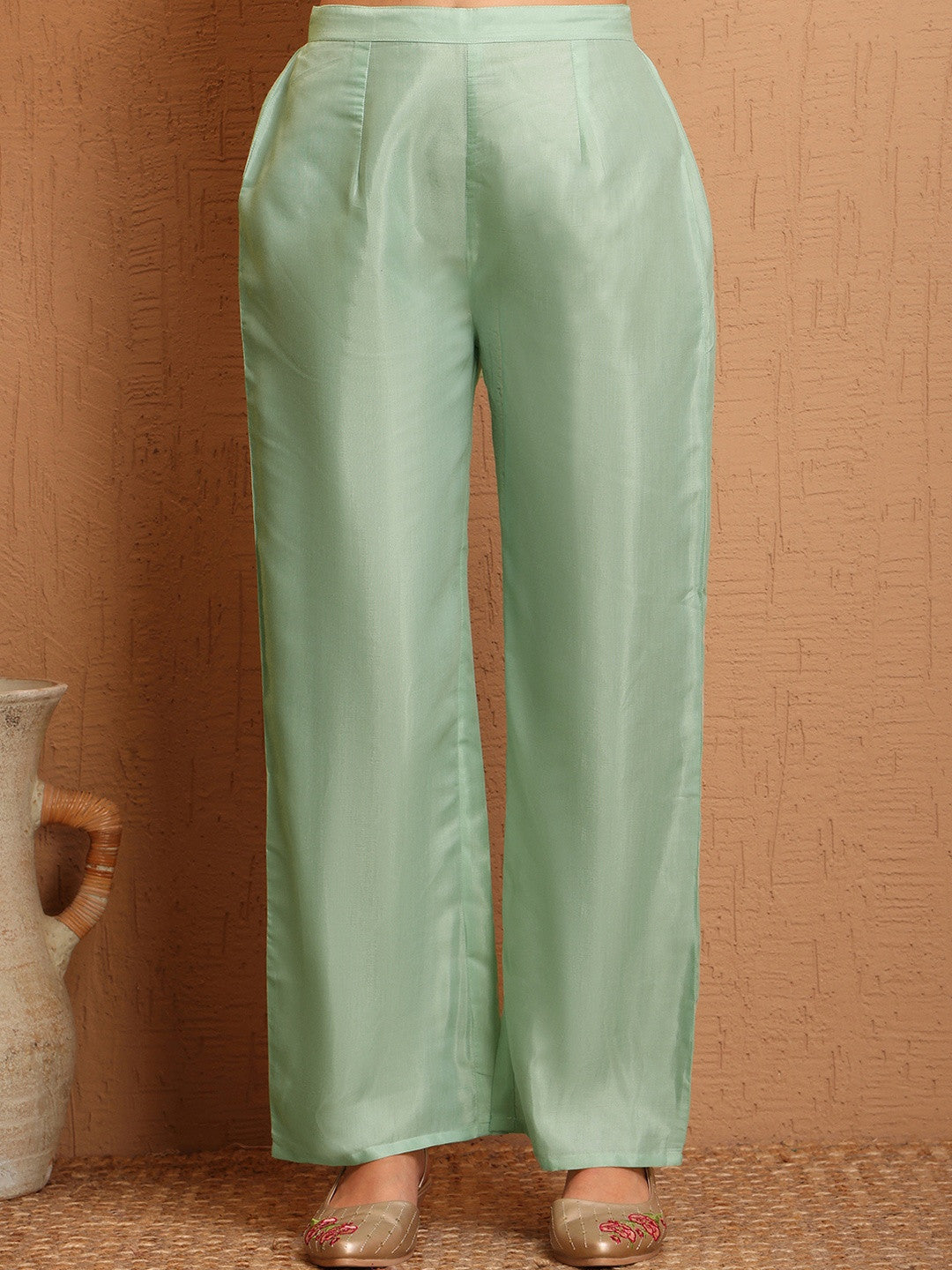 Women Green Kurta Sets