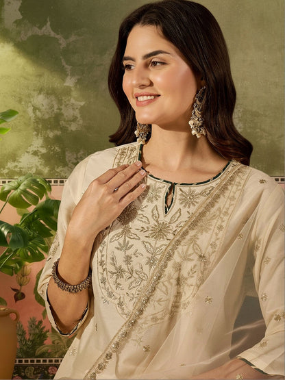 Embroidered Round Neck Kurta & Trousers With Dupatta