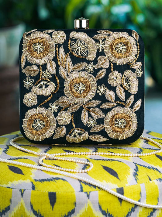Dhiyona NR Embroidered Square Box Clutch