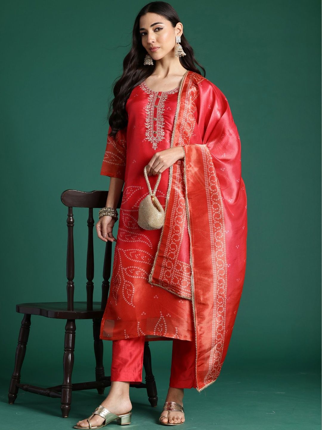 Women Ethnic Motifs Printed Regular Thread Work Kurta with Trousers & With Dupatta