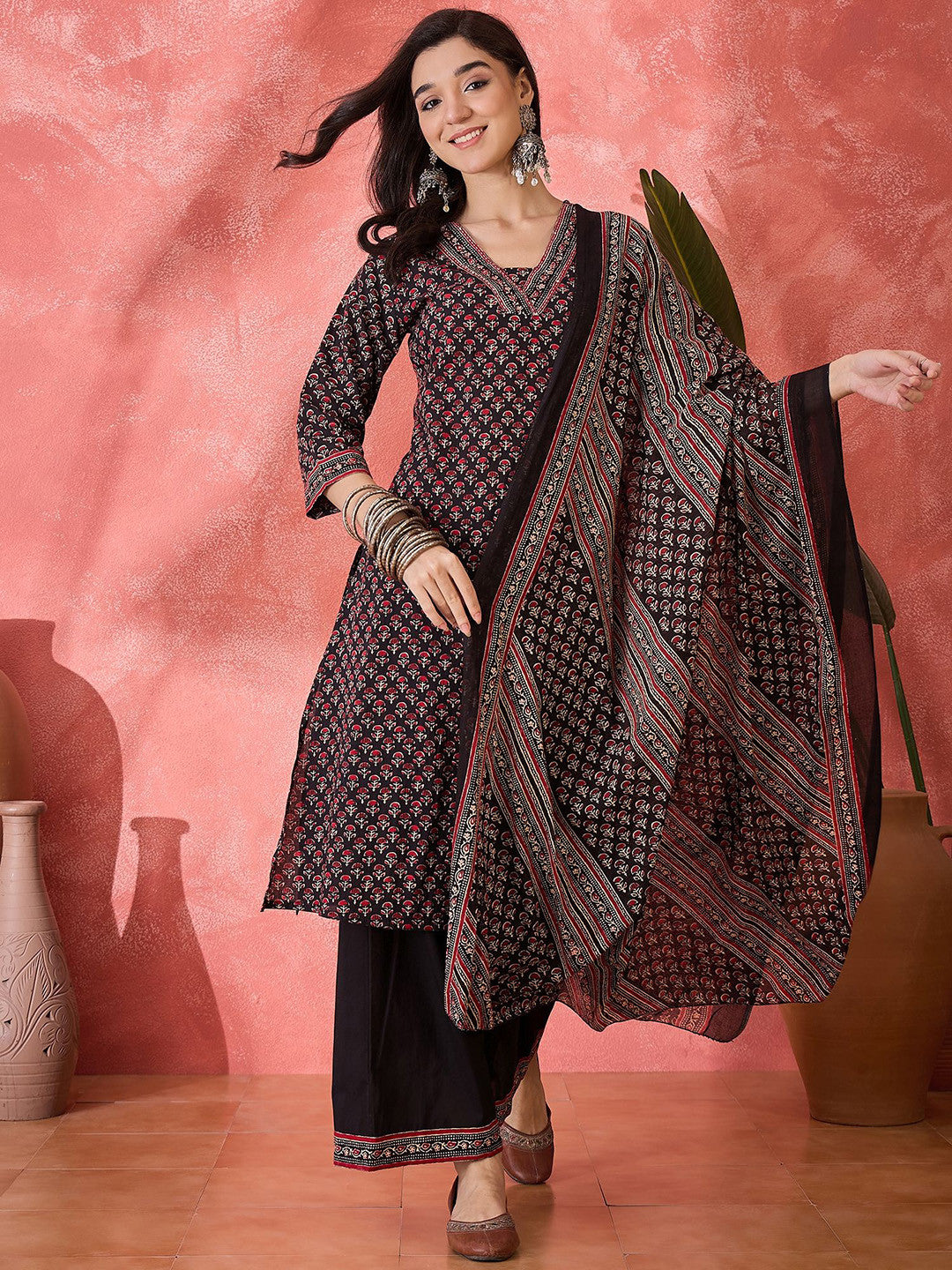 Dhiyona SN Floral Printed Pure Cotton Straight Kurta & Palazzos With Dupatta