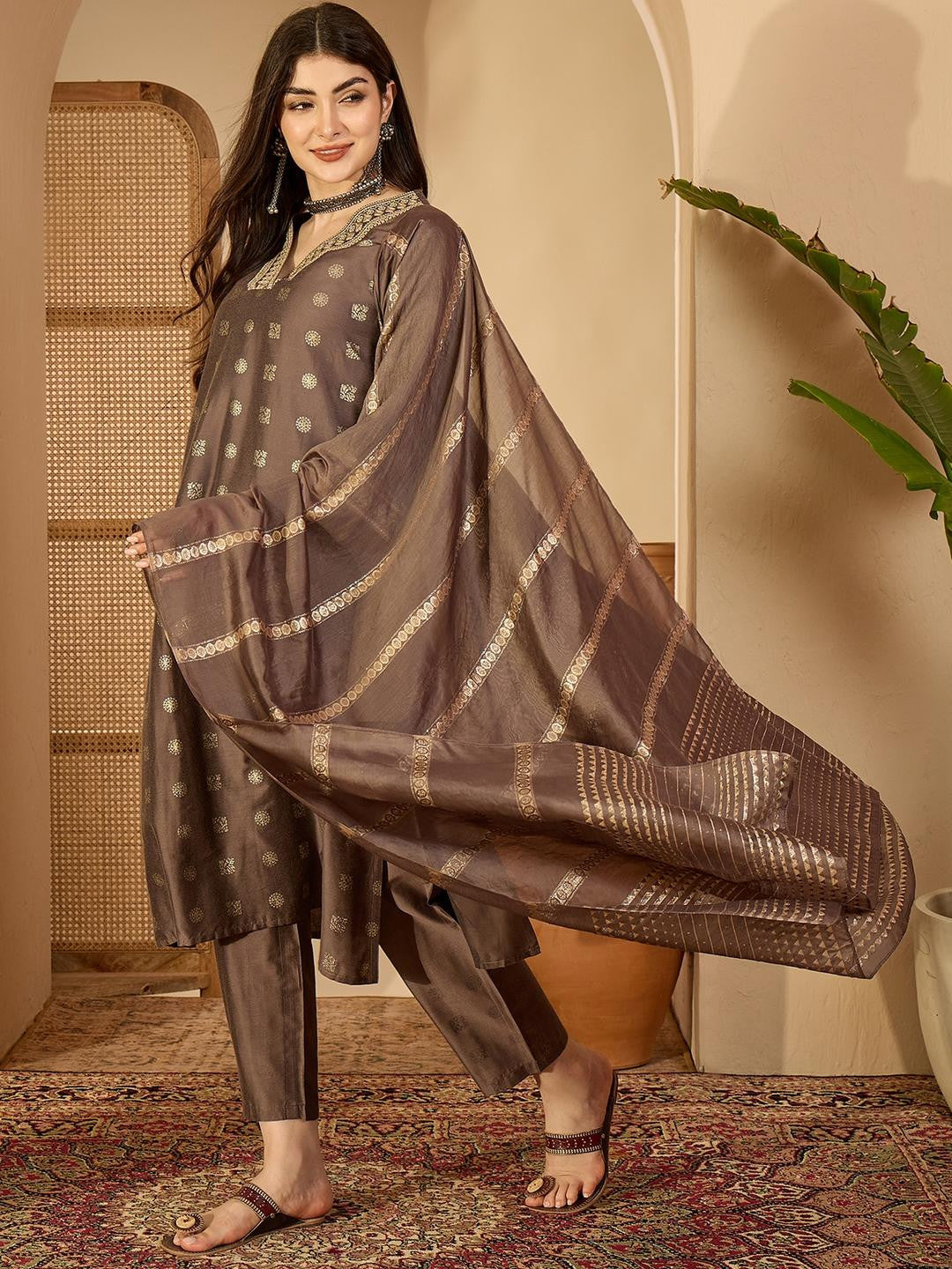 Women Brown Pure Silk Kurta Sets