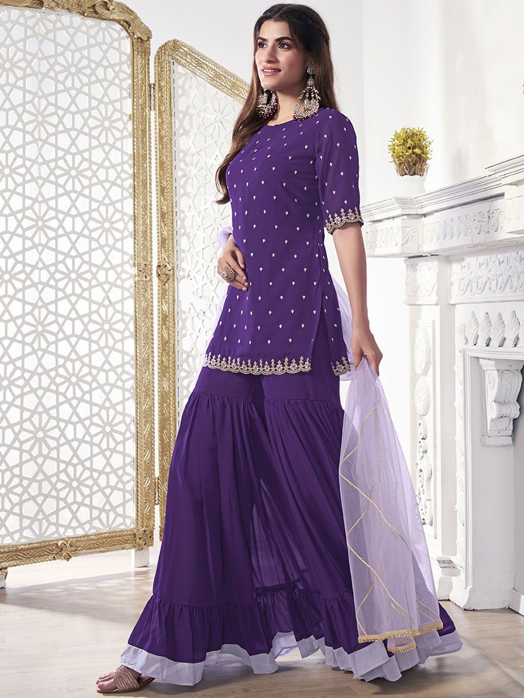 Dhiyona IN Women Floral Thread Sequinned Embroidered Kurta, Palazzos & Dupatta Set