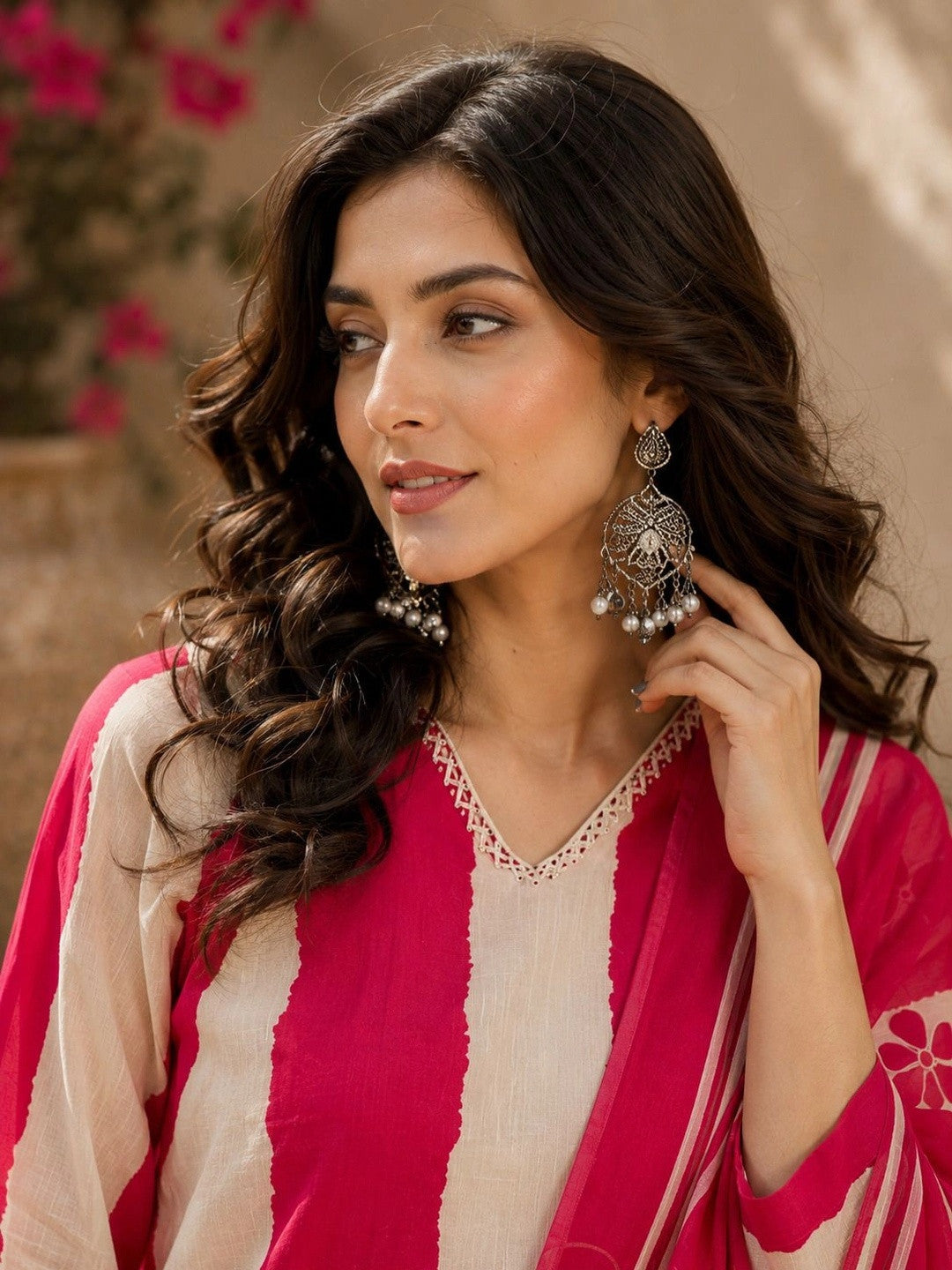 Women Floral Printed Regular Pure Cotton Kurta with Trousers & With Dupatta
