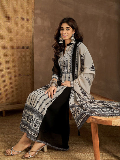 Dhiyona IN Women Floral Printed Regular Kurta with Palazzos & With Dupatta