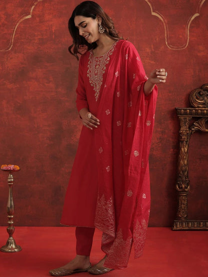 Floral Yoke Design Round Neck Thread Work Straight Kurta With Trousers & Dupatta