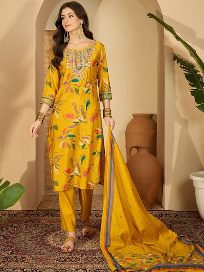 Women Floral Printed Regular Thread Work Kurta with Trousers & With Dupatta