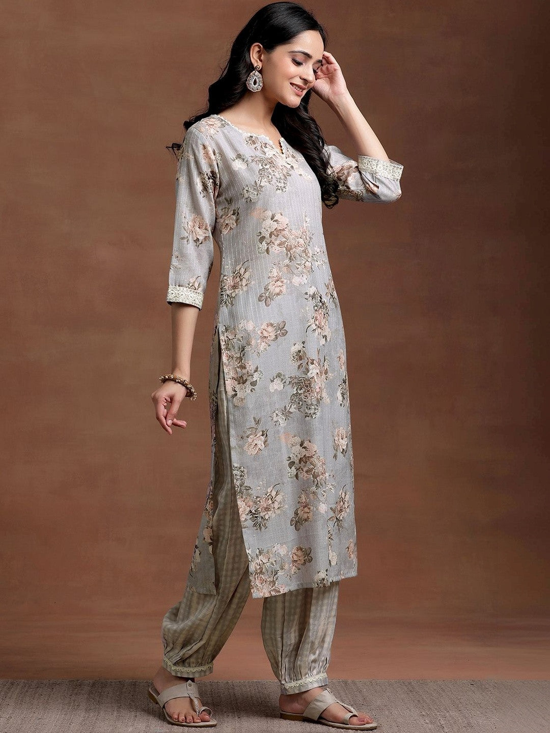 Women Floral Printed Regular Kurta with Patiala & With Dupatta