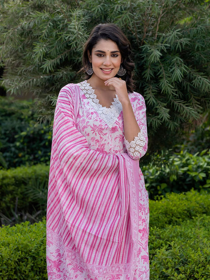 Dhiyona KL Women Floral Printed Regular Pure Cotton Kurta with Trousers & With Dupatta