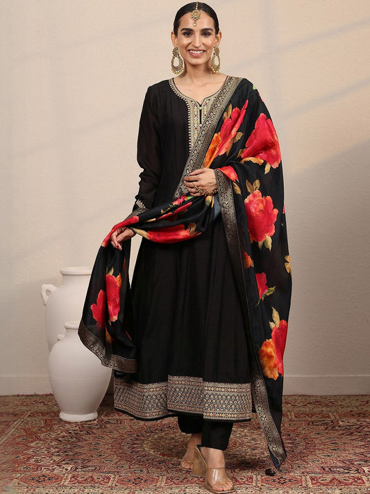 Ethnic Motifs Embroidered Panelled Thread Work Kurta With Trousers & Dupatta
