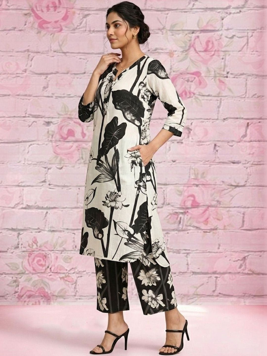 Printed Pure Cotton Round Neck Kurta & Trousers