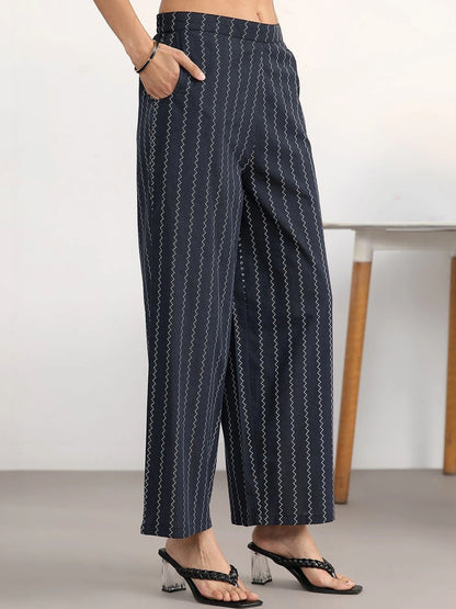 Women Printed Regular Kurta with Palazzos