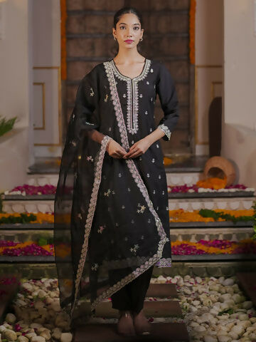 Women's Black Straight Embroidered Kurta Trousers With Dupatta Set