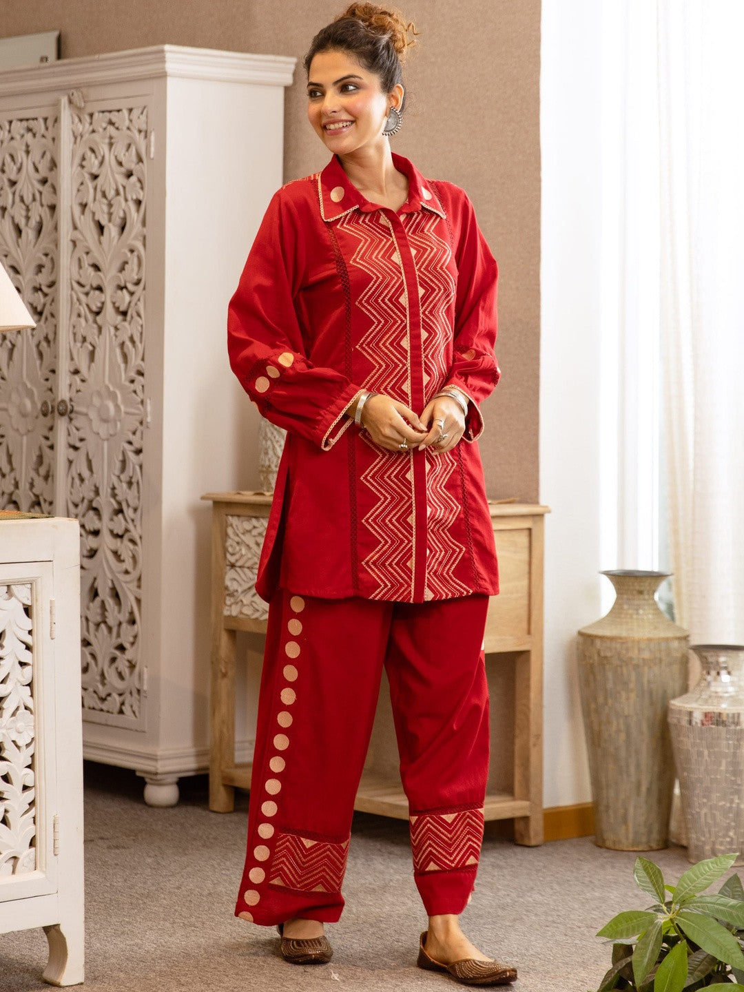 Printed Pure Cotton Shirt Collar Kurti & Trousers Kurta Sets