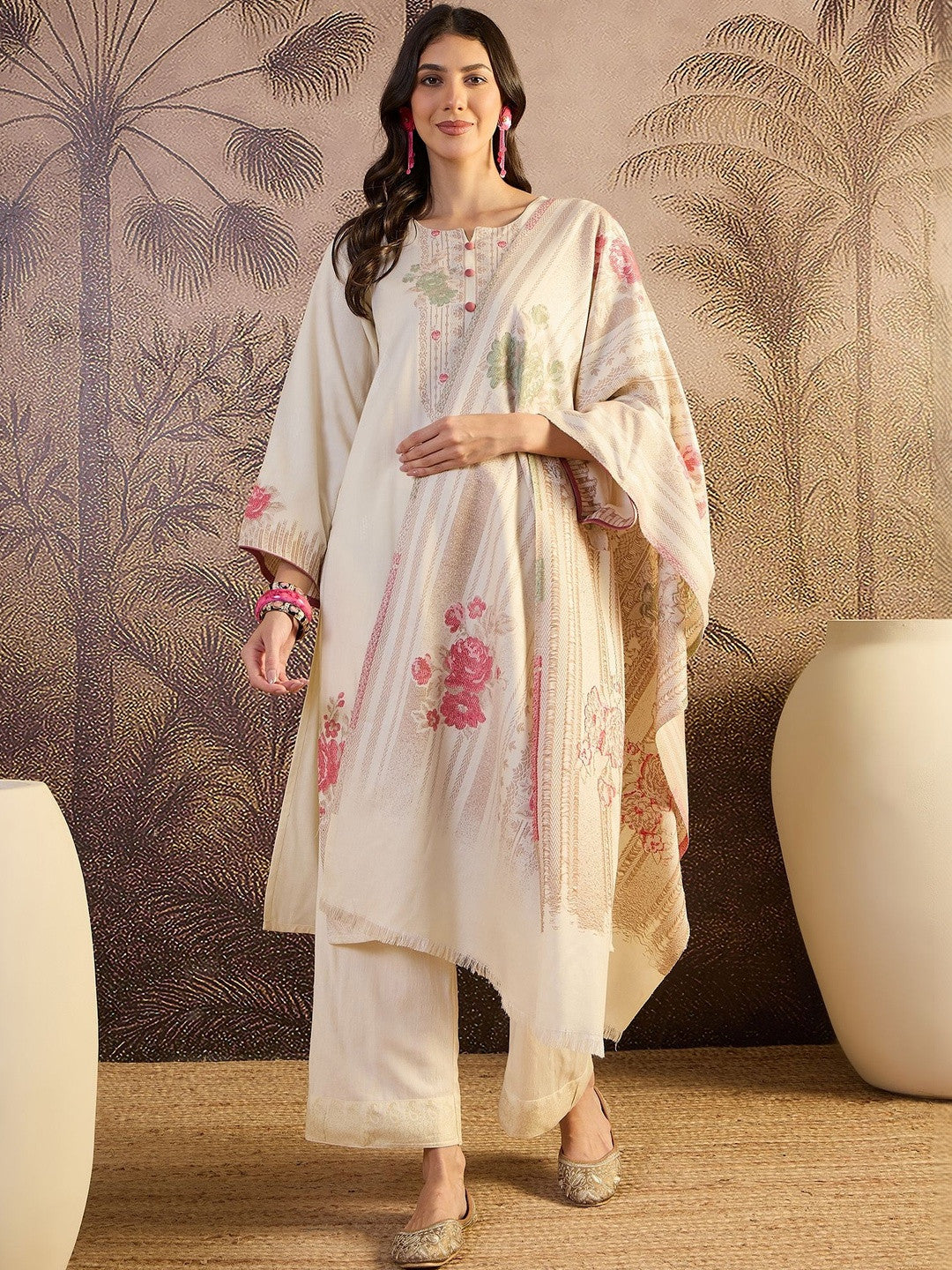 Dhiyona SN Yoke Design Round Neck Straight Kurta With Trousers & Dupatta