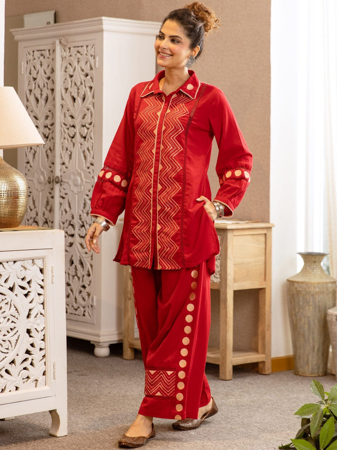Printed Pure Cotton Shirt Collar Kurti & Trousers Kurta Sets