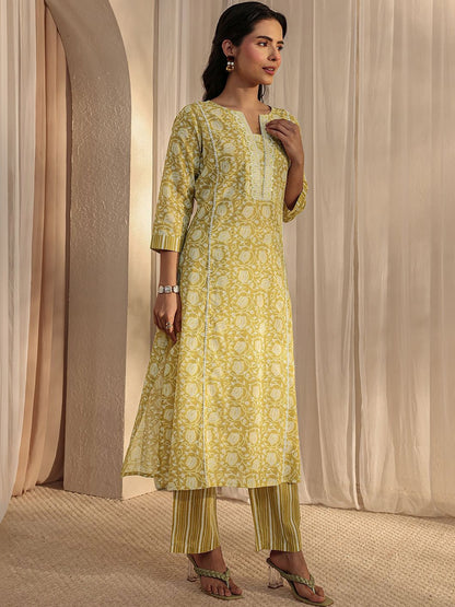 Women Floral Printed Regular Mirror Work Kurta with Trousers & With Dupatta