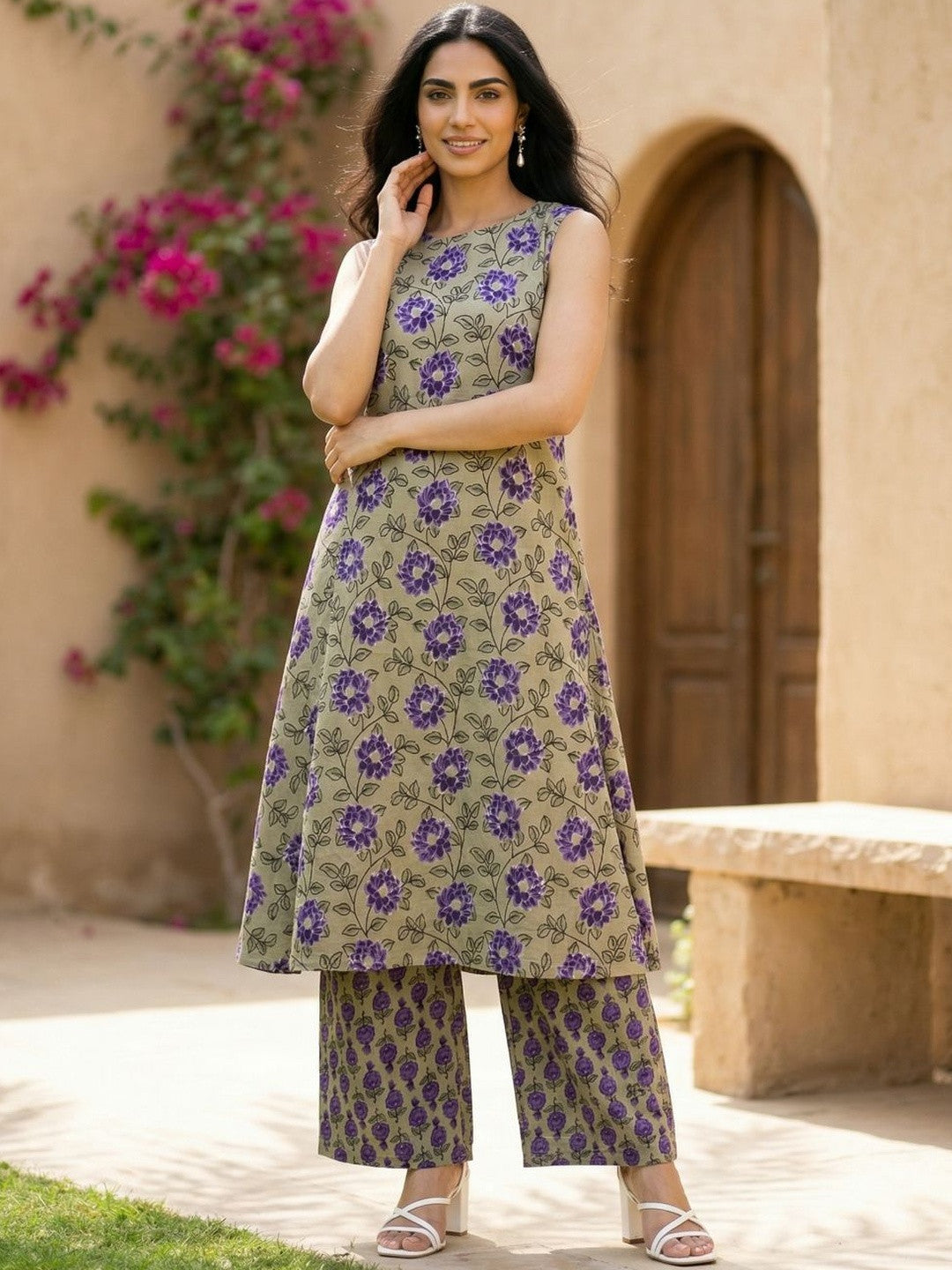 Dhiyona SN Printed Round Neck Kurta Sets