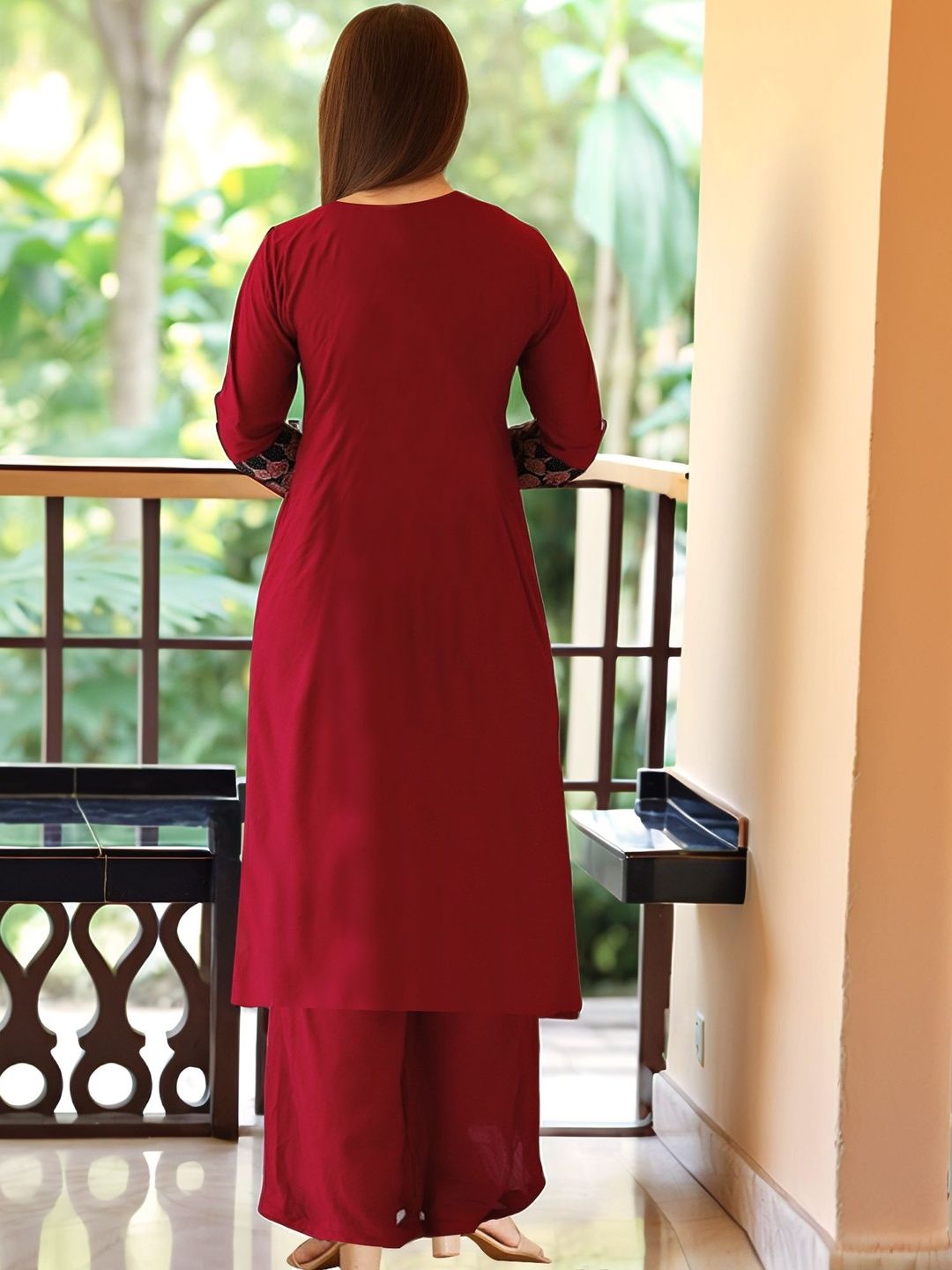 Dhiyona KL Women Ethnic Motifs Regular Thread Work Kurta with Palazzos & Dupatta