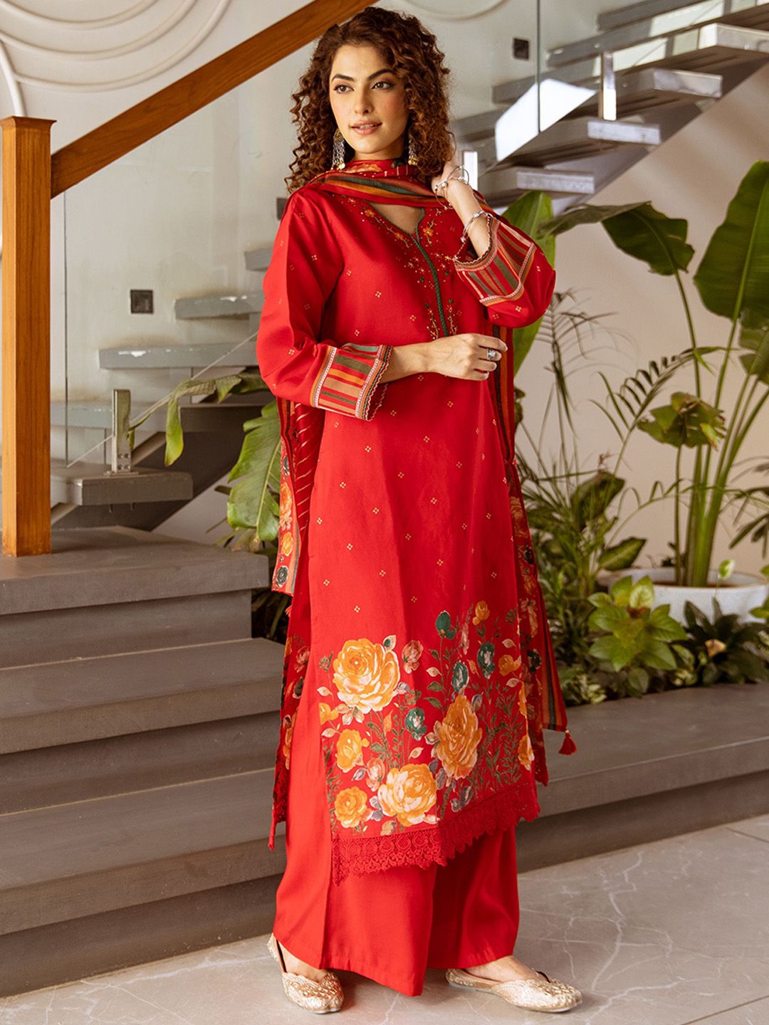 Dhiyona KL Women Floral Printed Kurta with Palazzo & Dupatta